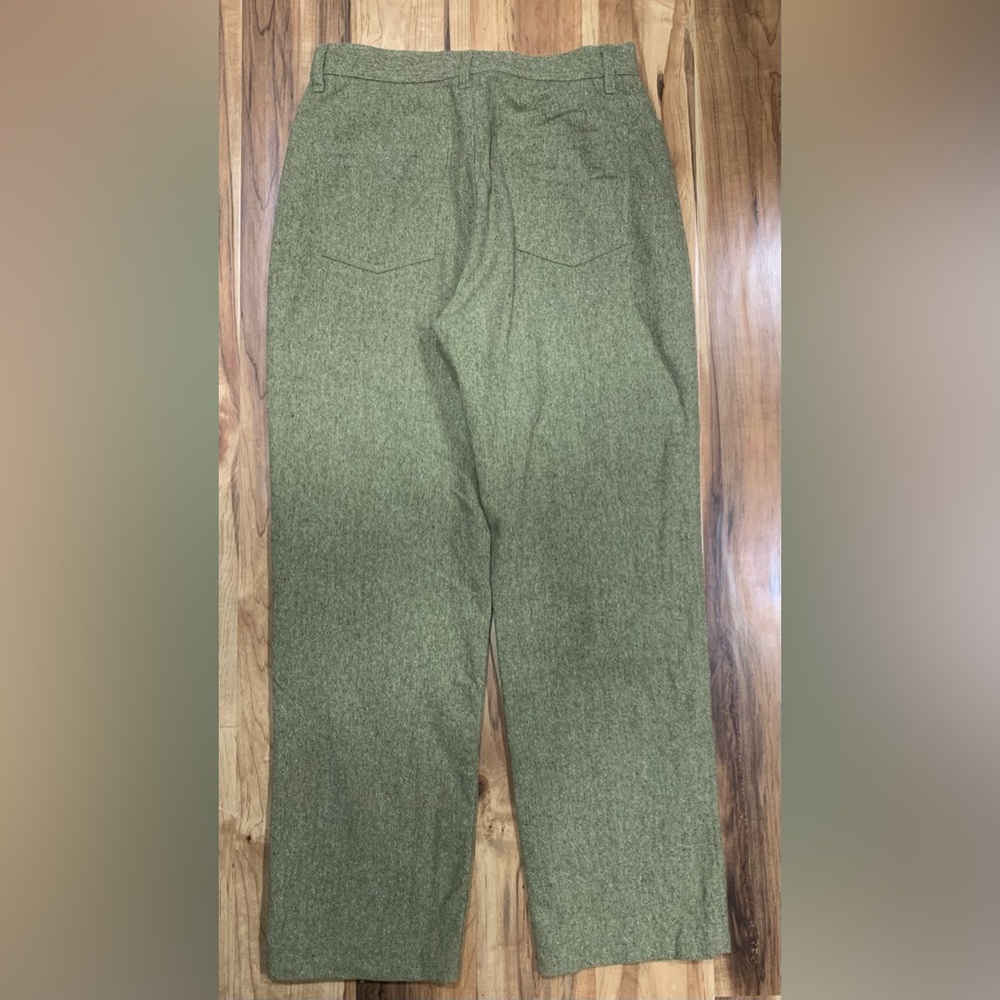L.L. Bean  Wool Silk Blend  Trousers Pants Lined Green Straight Leg Womens 10 - Picture 2 of 3